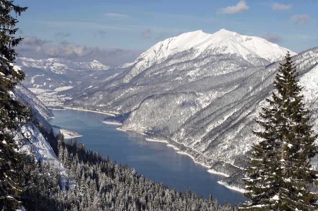 Vaya Achensee Inklusive Achenseecard อาเคนเคียร์ค ภายนอก รูปภาพ
